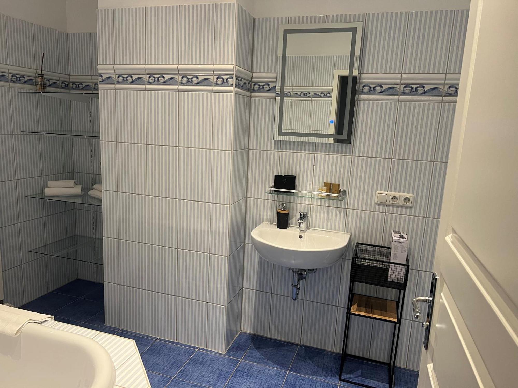 Weinhaus Woehler Hotel Schwerin  Bagian luar foto