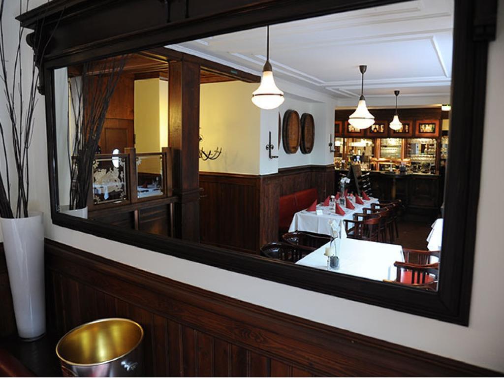 Weinhaus Woehler Hotel Schwerin  Bagian luar foto