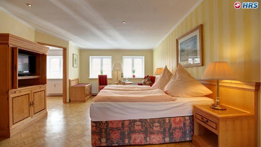 Weinhaus Woehler Hotel Schwerin  Ruang foto