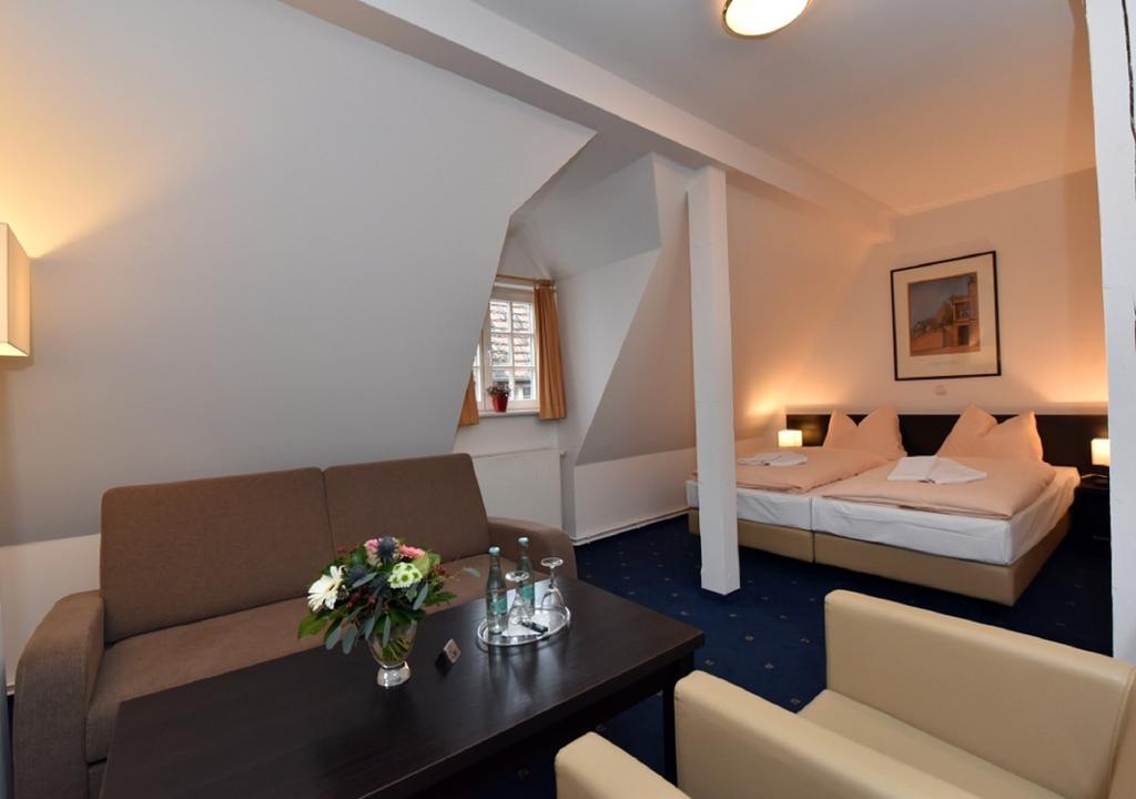 Weinhaus Woehler Hotel Schwerin  Ruang foto