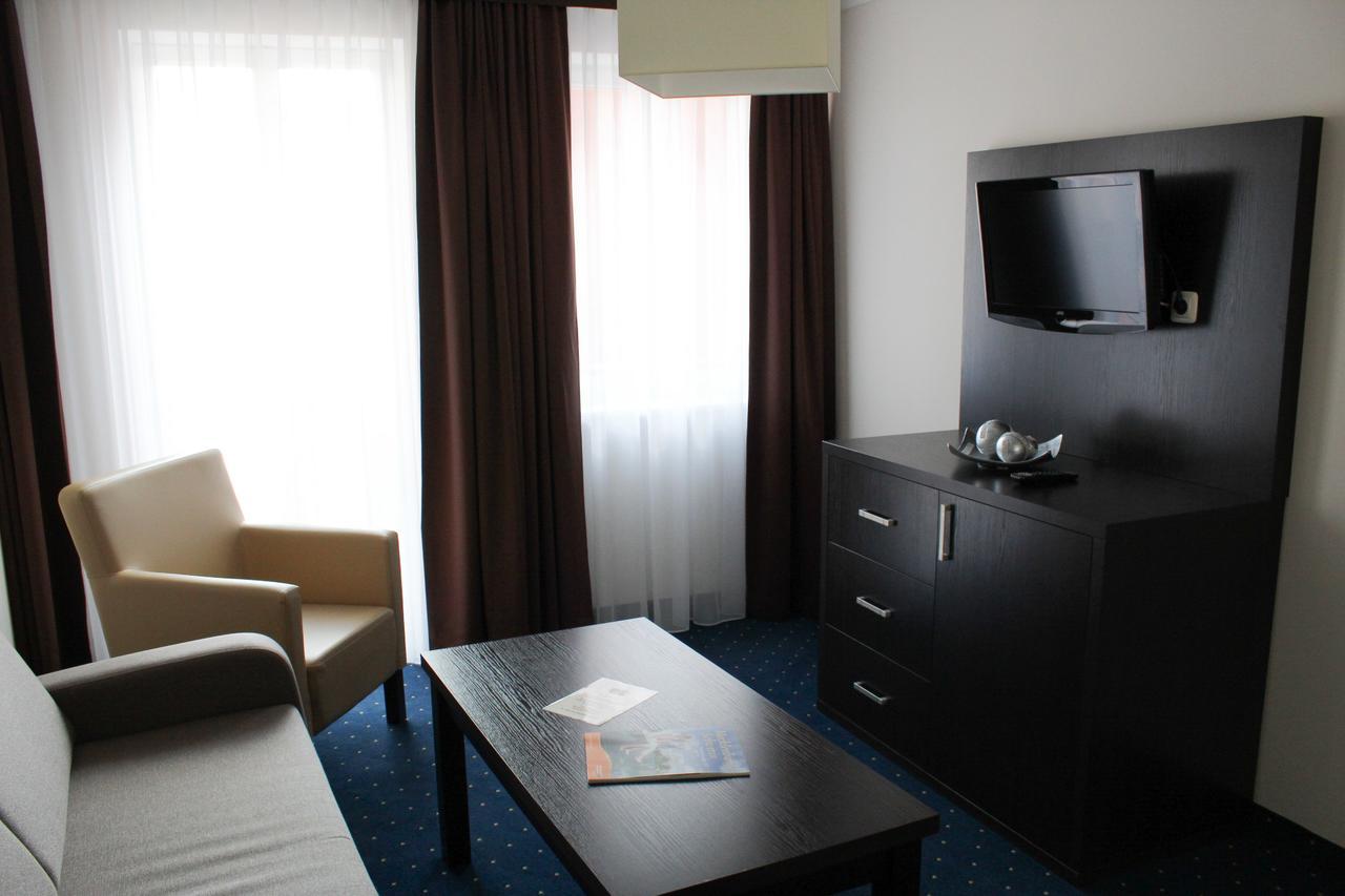 Weinhaus Woehler Hotel Schwerin  Bagian luar foto
